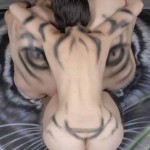 Bodypaint Tiger Optical Illusion by Craig Tracy 2